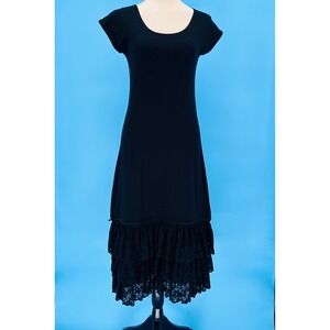 Modbod‎ Black Lace Tiered Ruffle Midi Dress Cap Sleeve Scoop Neck Medium NWT USA
